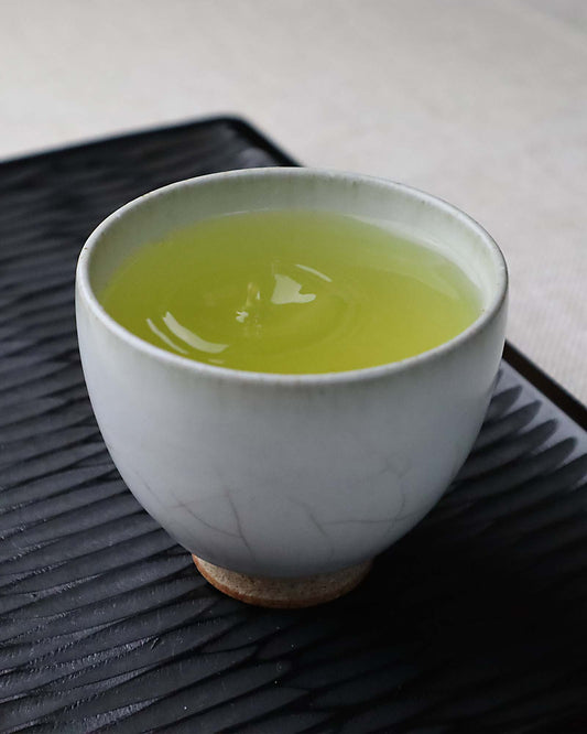 Zansetsu "Remaining Snow" Teacup